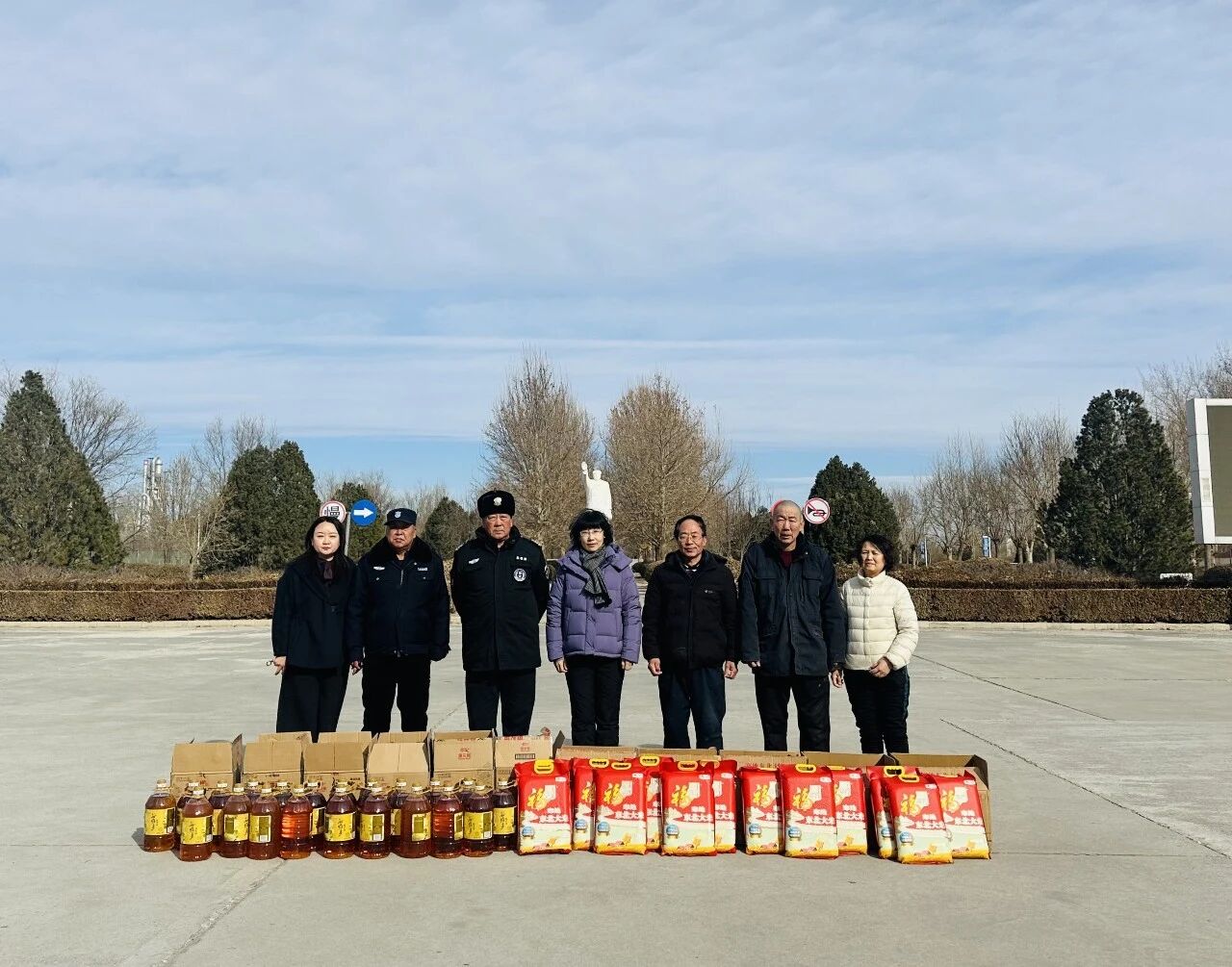 院领导带队走访慰问春节期间坚守岗位的一线值守人员